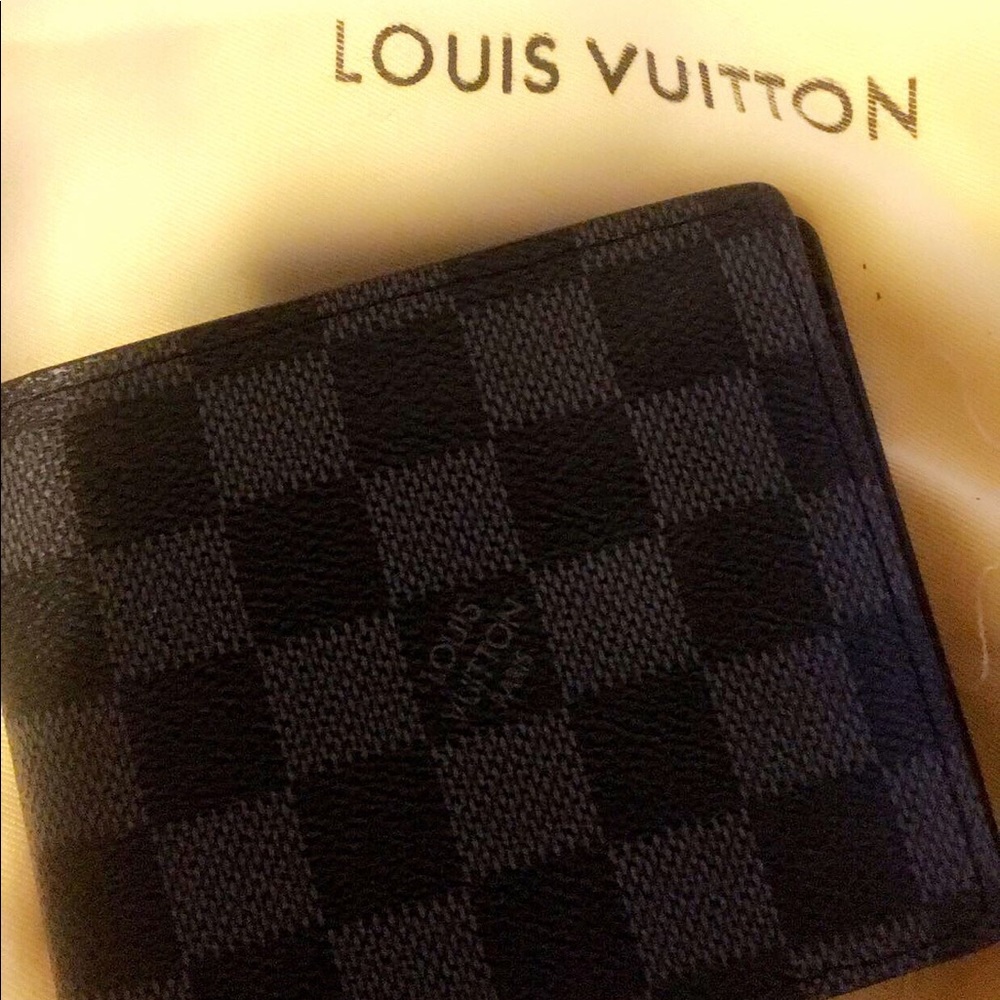 LOuis Vuitton wallet